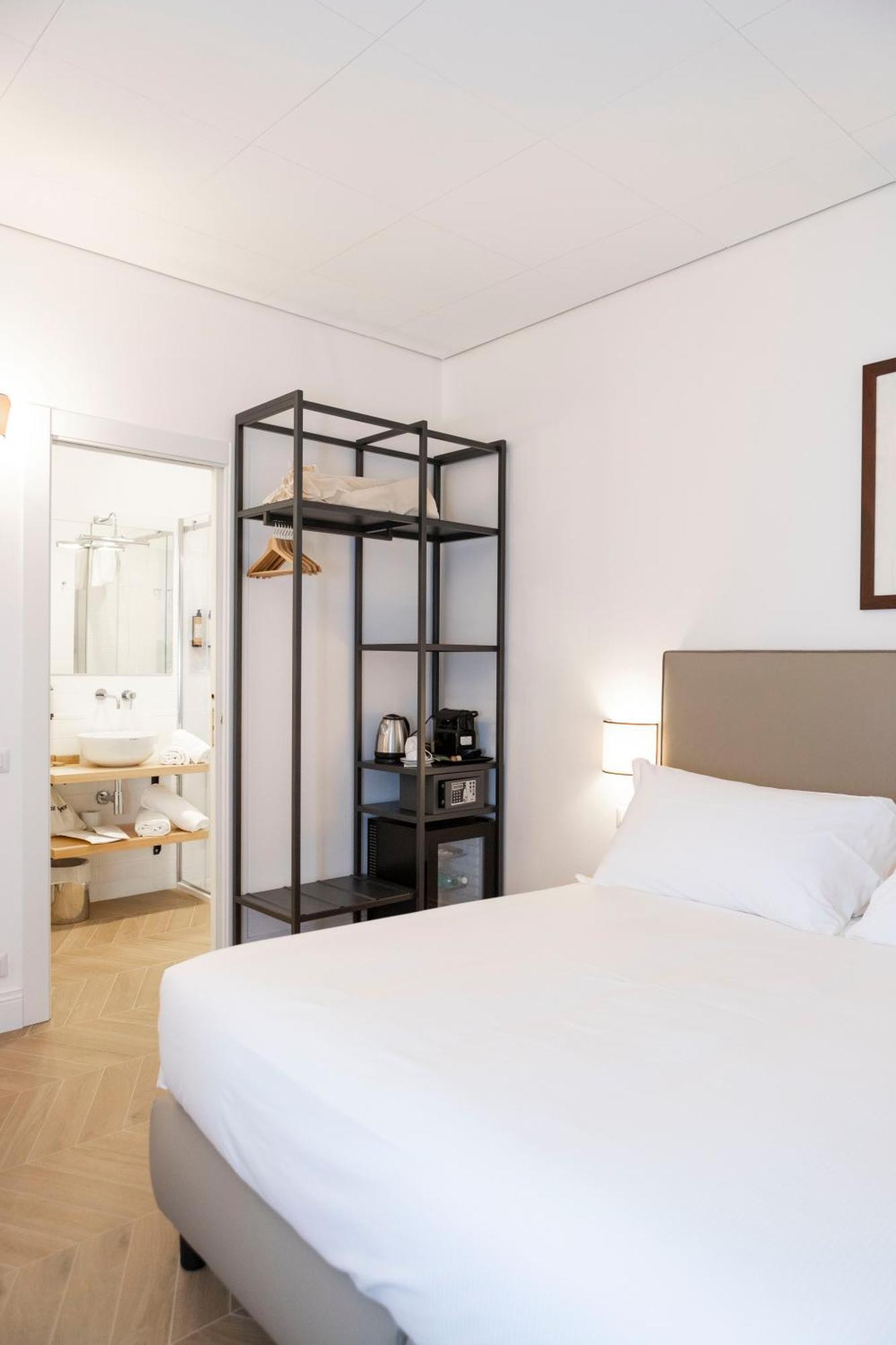 Domus Vitra Hotel Rome Exterior photo